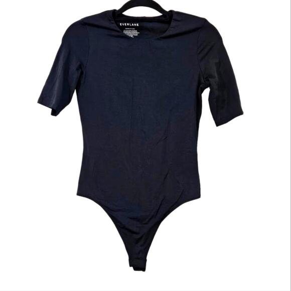 Everlane Tops - NWT Everlane The Short Sleeve Crewneck Bodysuit Size M